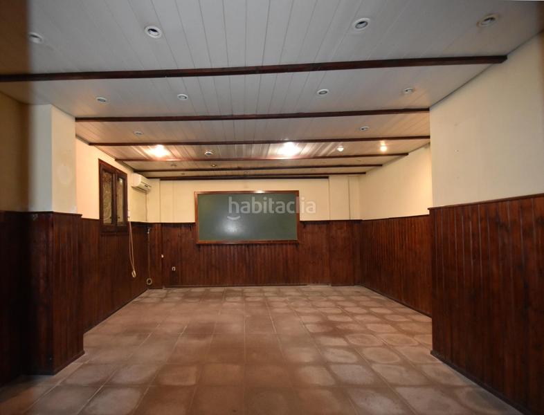 Foto c863812f-6682-4be7-af69-af865cbc8e38. Rent business premise in maritim 106 in Barri de Mar Vilanova i la Geltrú