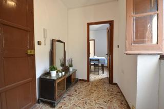 Appartement à Centrevila. Piso con terraza en venta