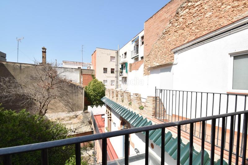 Foto 200bdd31-120e-49ac-8ea4-5d55e9948ab4. Piso tu deseo de vivir en la rambla principal de vilanova ahora es una realidad. en Vilanova i la Geltrú