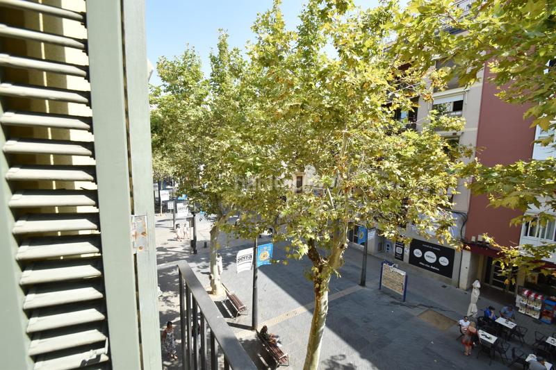 Foto 27916c48-679c-4b20-a145-405b8cd053c9. Piso tu deseo de vivir en la rambla principal de vilanova ahora es una realidad. en Vilanova i la Geltrú
