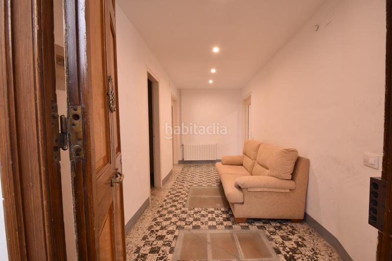 Foto 4857722f-22e6-440d-a0d2-cc471f02f0d2. Piso tu deseo de vivir en la rambla principal de vilanova ahora es una realidad. en Vilanova i la Geltrú