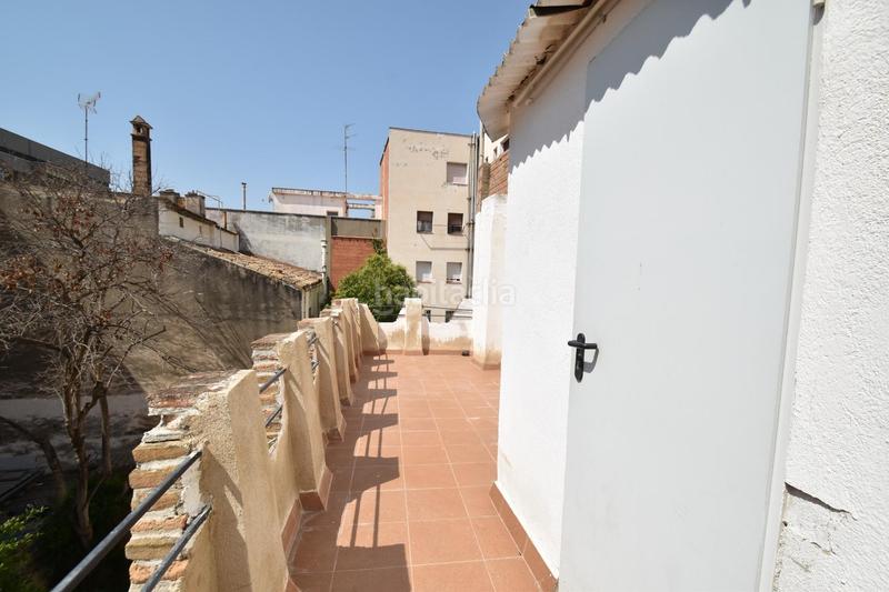 Foto c59fbf22-7f31-4632-a1a8-8a4be7fff9a3. Piso tu deseo de vivir en la rambla principal de vilanova ahora es una realidad. en Vilanova i la Geltrú