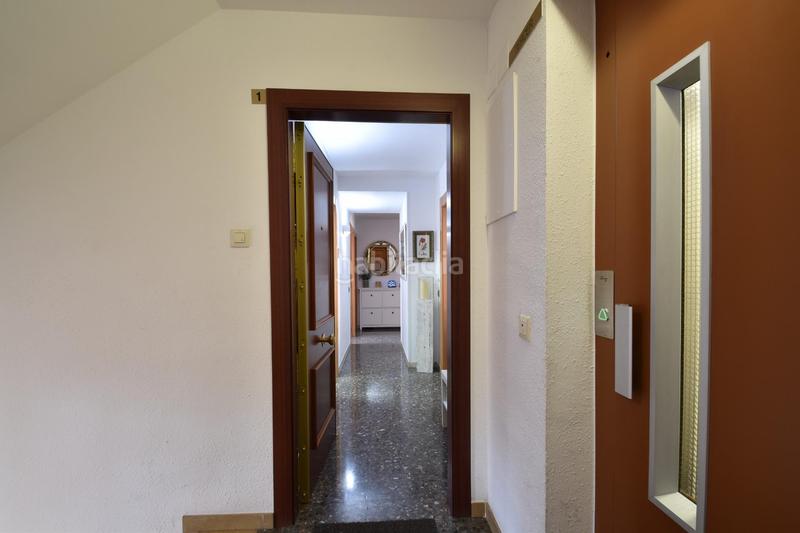 Foto ee417fa6-755f-476a-bdb5-d96582dee17c. Piso el primer capítulo de tu nueva vida empieza aquí en Vilanova i la Geltrú