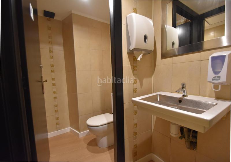 Foto e199e38e-0e70-4c25-a895-b51b0ad9c7d1. Rent business premise in pau casals 4 in Centrevila Vilanova i la Geltrú