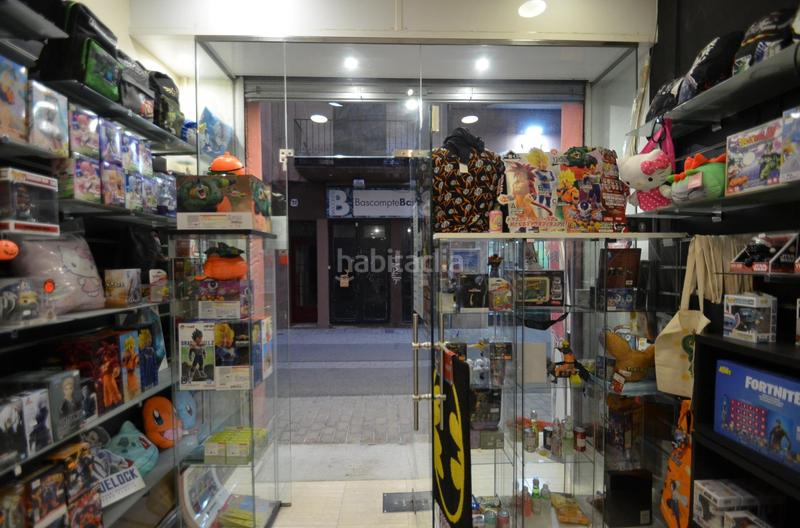 Foto a45f3fab-1e6c-4743-bf86-5d27ca105d30. Lloguer local comercial a Centrevila Vilanova i la Geltrú