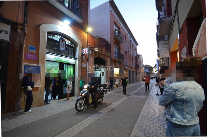 Foto 83a1a190-6b3f-49b3-bc29-51a8da23c585. Pas-de-porte local commercial dans Centrevila Vilanova i la Geltrú