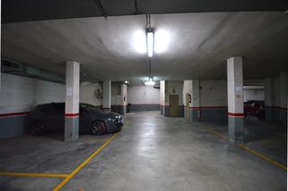Aparcament cotxe  Carrer de joan llaverías. Dos plazas de párquing en venta