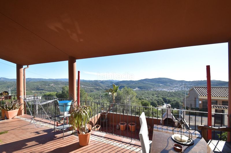 Foto 16e38191-566b-4fe6-9b40-ffca6b162fad. Casa amb aparcament piscina a Canyelles