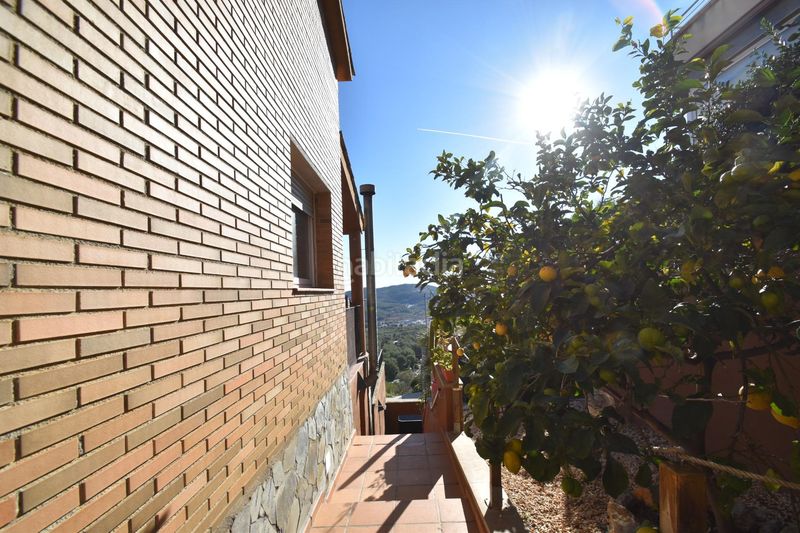 Foto 8d6f700d-ea52-42e8-a664-cc90ae0b00f3. Casa amb calefacció aparcament piscina a Canyelles