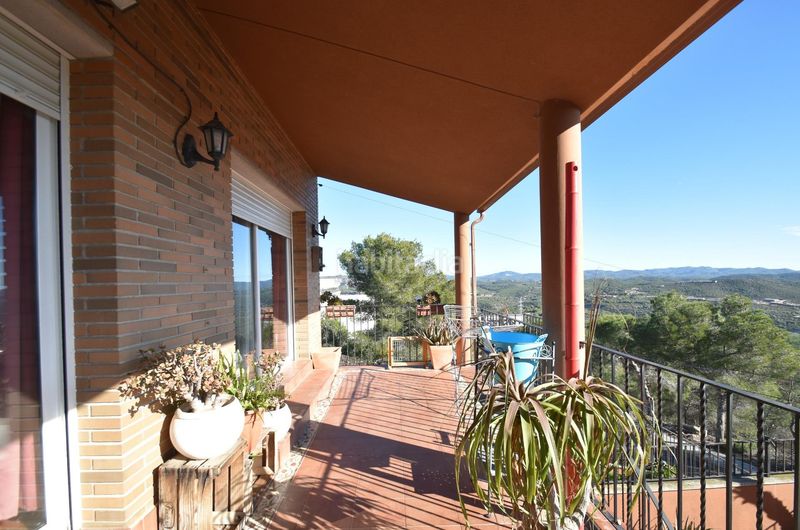 Foto ba7704a0-654d-4a35-9c9c-0ac90587f189. Casa amb aparcament piscina a Canyelles