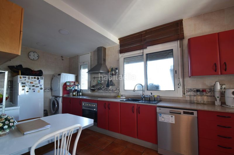 Foto d3ee2505-dafa-4167-864e-622baa1fb270. Casa amb aparcament piscina a Canyelles