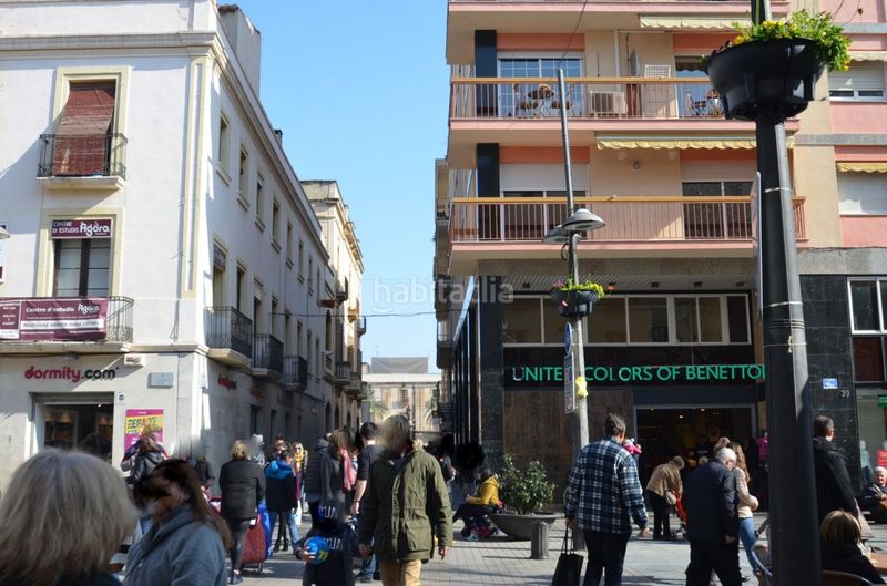 Foto fa9cc833-c871-49ad-b3ff-5206511a8244. Miete büro in avenida francesc macia 3 in Molí de Vent Vilanova i la Geltrú