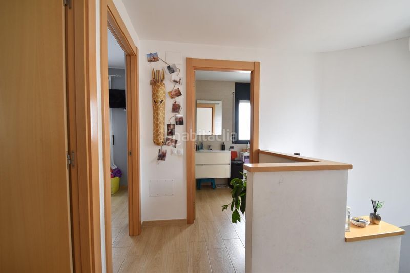 Foto 14d21fe9-2086-486b-9b8c-bb134a075a50. Casa adossada a Cunit residencial Cunit