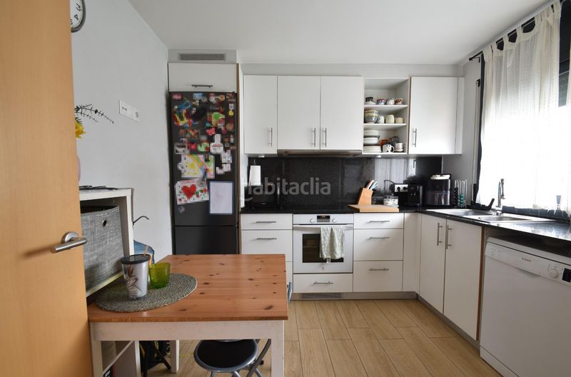 Foto 2053b5c8-68f1-4b42-9df8-07d39bc2b89b. Casa adossada a Cunit residencial Cunit