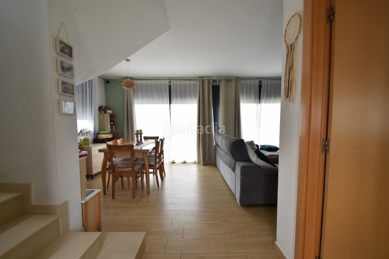 Foto 289eb3bf-76c1-4bdf-81b6-abb52c11cbba. Casa adossada a Cunit residencial Cunit