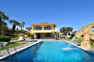 Chalet in L�Aragai. Villa de lujo en venta
