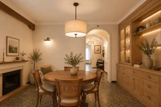 Casa a Centrevila. Exclusiva casa de época con alma, terrazas y patio en pleno cent