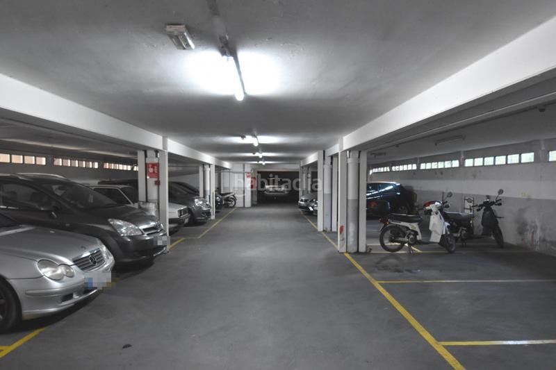 Foto 8eaa47ab-6508-4d91-a157-1eb7d2dbf735. Autoparkplatz in Centrevila Vilanova i la Geltrú