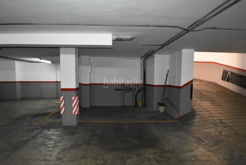 Foto b95e6b6a-c634-4913-a019-b9695d8305db. Parking coche plaça de párquing en venta en Centrevila Vilanova i la Geltrú