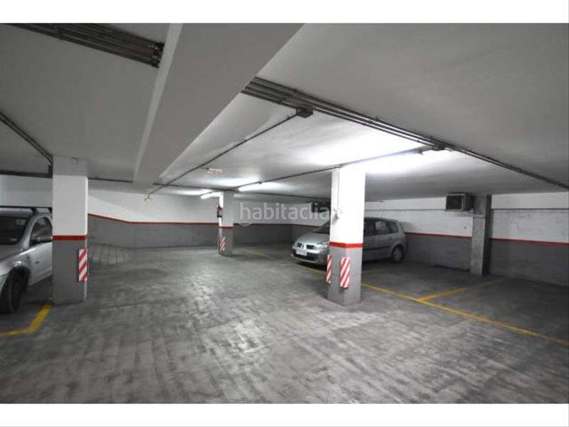 Foto f861e8f6-f27e-4354-a629-7858535b1c8f. Autoparkplatz in Centrevila Vilanova i la Geltrú