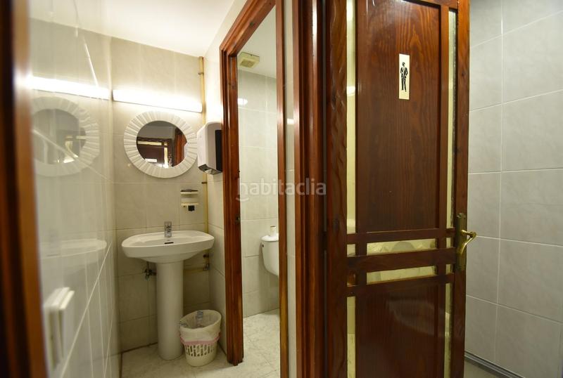 Foto 2cc2fa0f-6725-48ee-938f-b3ac32996345. Rent business premise in Centrevila Vilanova i la Geltrú