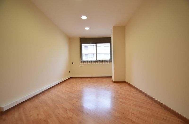 Foto 497b76ca-4a85-4d62-af33-15848b59a596. Miete büro in calle magdalena miro 21 in Centrevila Vilanova i la Geltrú