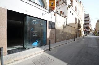 Lloguer Local Comercial a Calle recreo 4. Local de alquiler