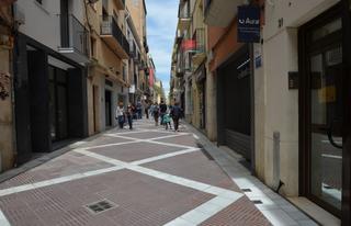 Lloguer Local Comercial a Centrevila. Local preparado para restaurante en alquiler o para cualquier ti