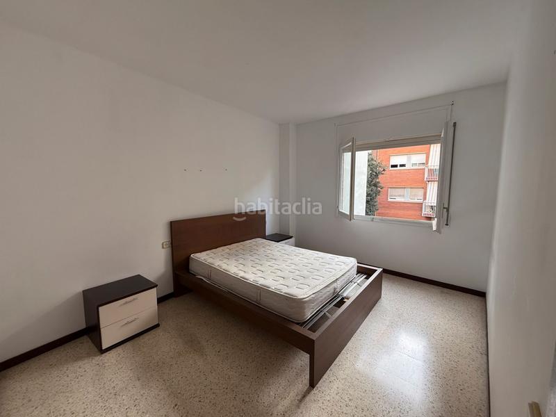 Foto 4b503867-22ab-449f-a149-a051832da0a3. Affitto appartamento con riscaldamento in El Camp de l´Arpa del Clot Barcelona