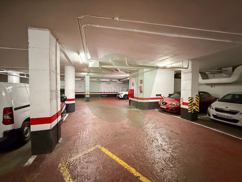 Foto d7717cc2-52cd-4583-87a0-fa6af40585f8. Aparcament cotxe a El Camp d´en Grassot i Gràcia Nova Barcelona