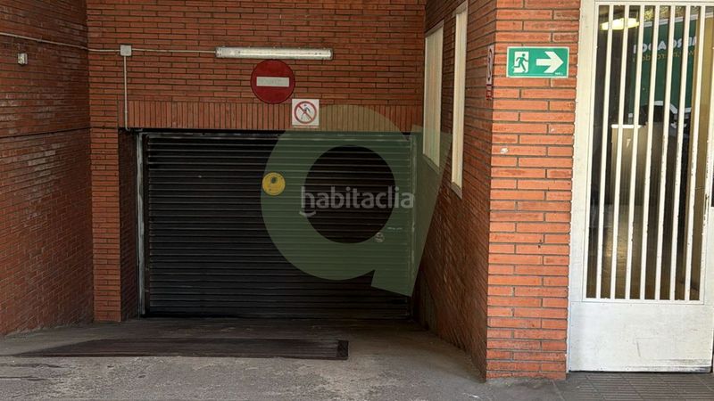 Foto 7367f994-8076-424c-bed2-5d4c567f8dbf. Aparcament cotxe a Baix Guinardó Barcelona
