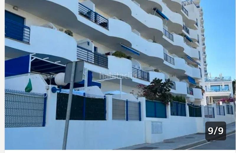 Foto 7537d7a5-017f-4e04-a327-00ba08ea346d. Ático en camino de doña maría 52 bonito ático/ dúplex en venta a escasos metros de la playa en urbanización los patos. en Benalmádena