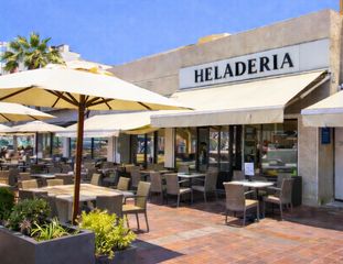 Transfer Business premise in La Florida - Parque Norte. Heladeria espectacular