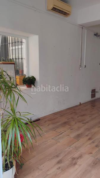 Foto 8f201295-f6fe-4aaa-81d4-f9360a008240. Location local commercial dans plaza reyes católicos 3 dans Fuengirola