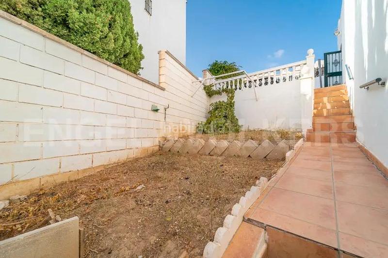 Foto ed92c9ed-a44f-494c-b538-aa3f74736dd2. Casa en calle topacio 30 exelente chalet benalmadena con vistas al mar en Benalmádena