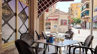Traspàs Local Comercial a Puerto Deportivo. Cafetería en traspaso en zona puerto deportivo de fuengirola , m