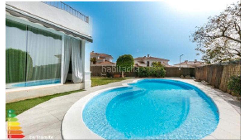 Foto e523e9e8-03ae-4396-871a-30352b8ca80b. House with parking pool in El Higuerón Fuengirola