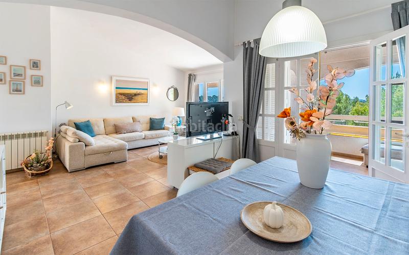 Foto 520d5dad-faf1-4cd0-8b3d-7bbafb7010ac. Maison dans Costa de la Calma Calvià