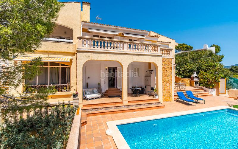 Foto f0140f5d-f745-4f6c-8a6d-86750890e684. Maison dans Costa de la Calma Calvià