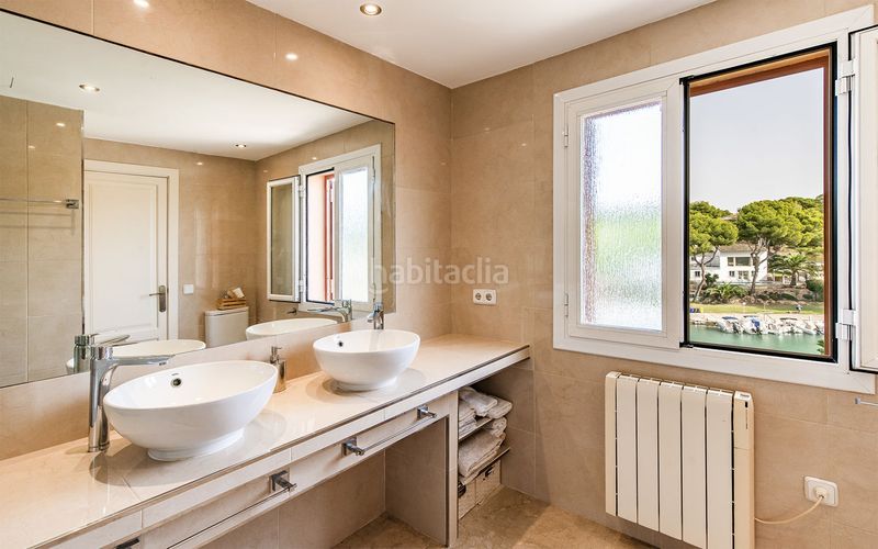 Foto 5c39bf39-a9c6-4e75-aa4a-ba997add7286. Pis amb calefacció aparcament piscina a Santa Ponça Calvià