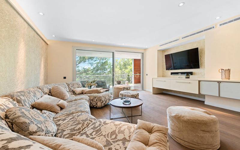 Foto cdeef8da-4682-43fc-9c43-3a3978b15469. Attico con piscina in Portals Nous Calvià