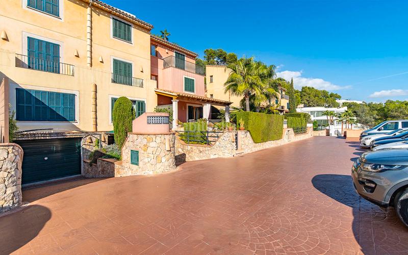 Foto 1978e170-0540-4be5-b9cb-0ebce68c6244. Casa adossada a Portals Nous Calvià