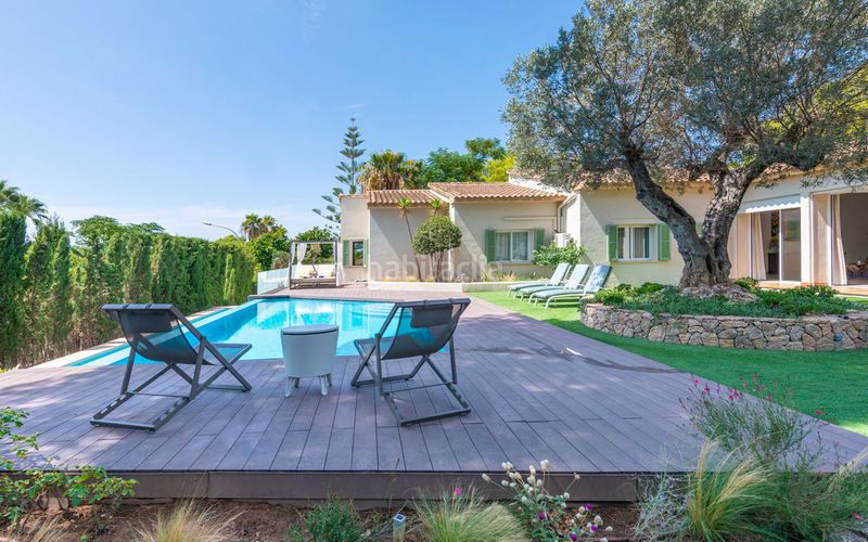 Foto 36112fd6-6972-4a27-81d2-903a27487128. Masía chalet familiar de una sola planta con zona exterior bien cuidada en santa ponsa en Calvià