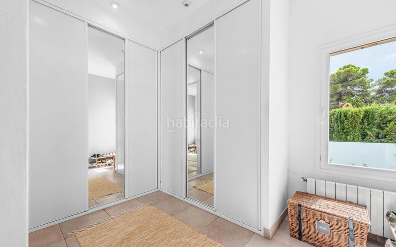 Foto b0d244f8-718b-4969-8a86-bcfe3f42a71e. Masía chalet familiar de una sola planta con zona exterior bien cuidada en santa ponsa en Calvià
