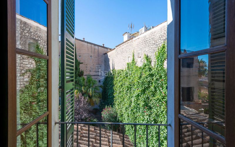 Foto d0467d89-2ceb-441d-907d-340e5ca1c378. Casa  señorial con jardín y garaje en Sóller