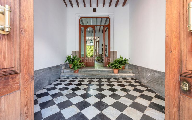 Foto d9afb776-4e59-46d1-acf9-9695fa5873f3. Casa  señorial con jardín y garaje en Sóller