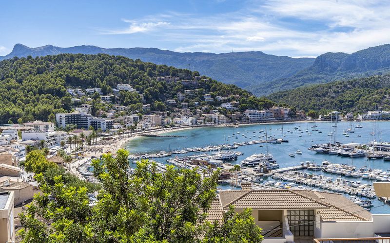 Foto 7fe6e682-dd8d-41a7-8279-5359ee39675e. Casa amb calefacció aparcament a Sóller