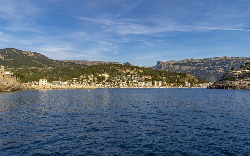 Foto 4d2c9601-b09c-4c7a-88a2-2c4e8923704c. Masia amb aparcament a Sóller