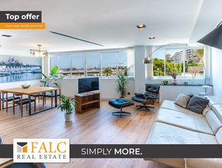 Apartament a El Terreno. Estupendo piso reformado con vistas al puerto en palma de mallor