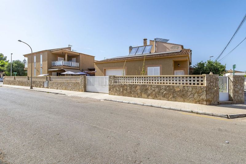 Foto b7b2bc75-6abf-4755-a271-97c8206423a8. Casa aparellada a Badia Blava-Badia Gran-Tolleric Llucmajor
